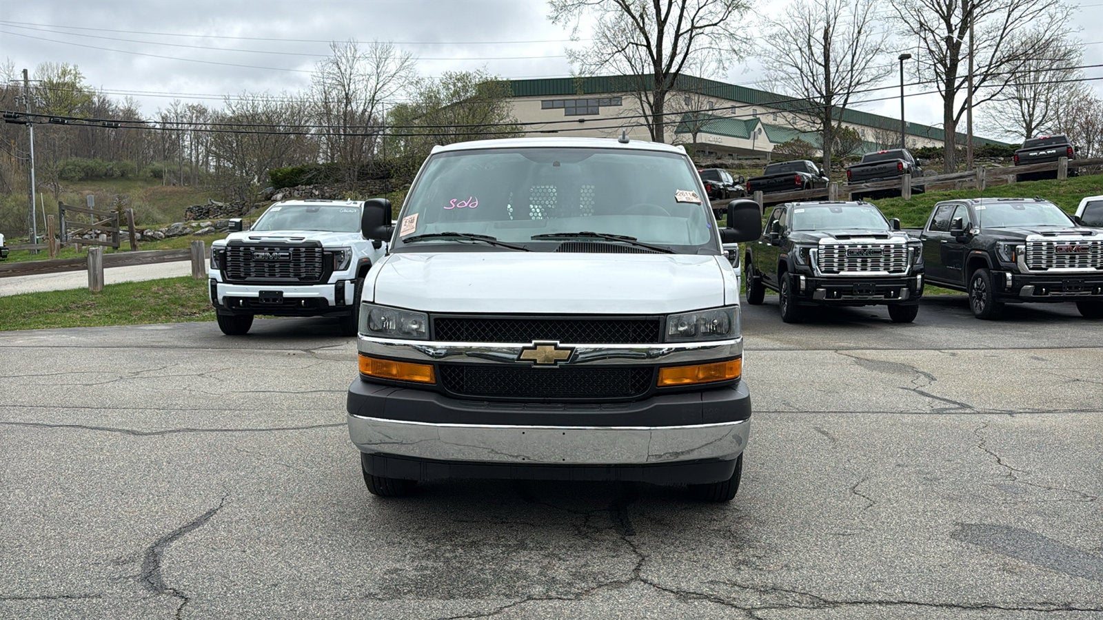 2024 Chevrolet Express Cargo 2500 WT