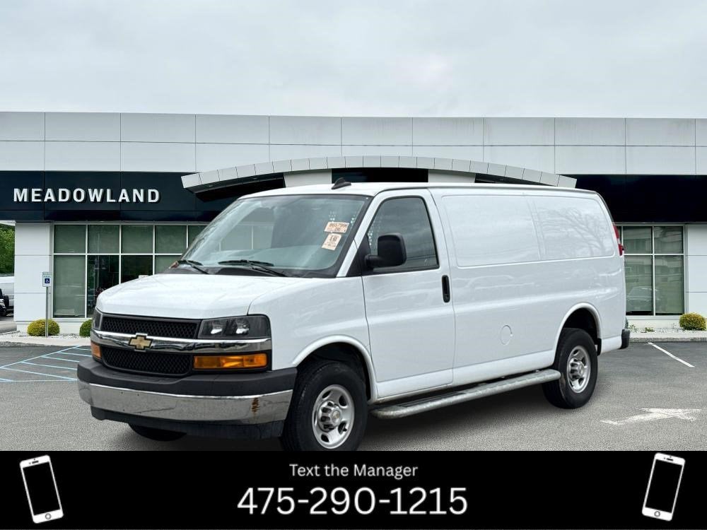 2024 Chevrolet Express 2500 Work Van HD's photo