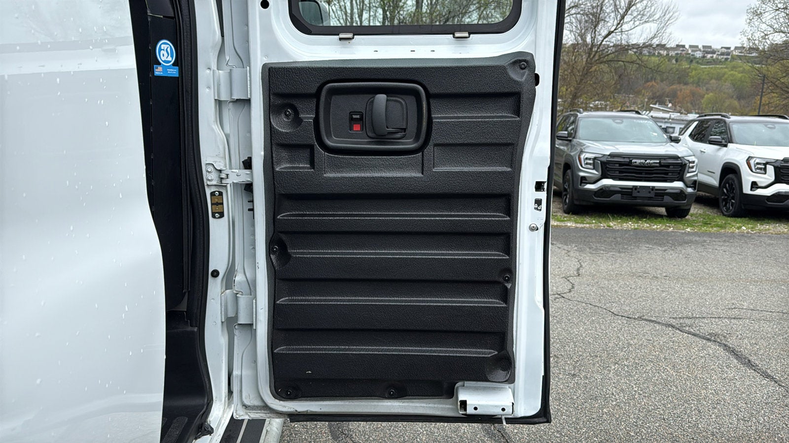 2024 Chevrolet Express Cargo 2500 WT