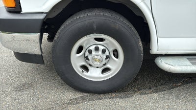 2024 Chevrolet Express Cargo 2500 WT