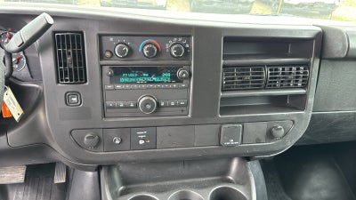 2024 Chevrolet Express Cargo 2500 WT