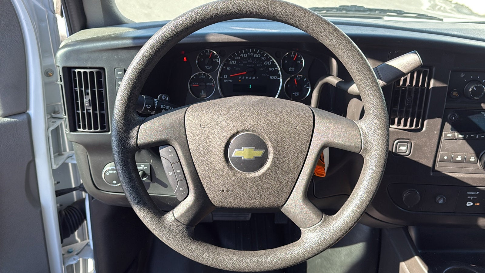 2024 Chevrolet Express Cargo 2500 WT