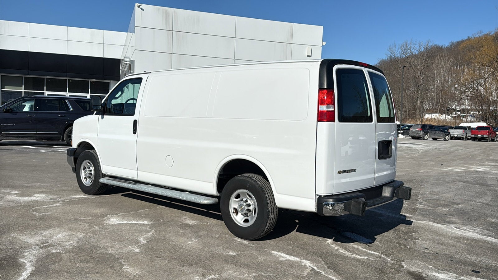2024 Chevrolet Express Cargo 2500 WT