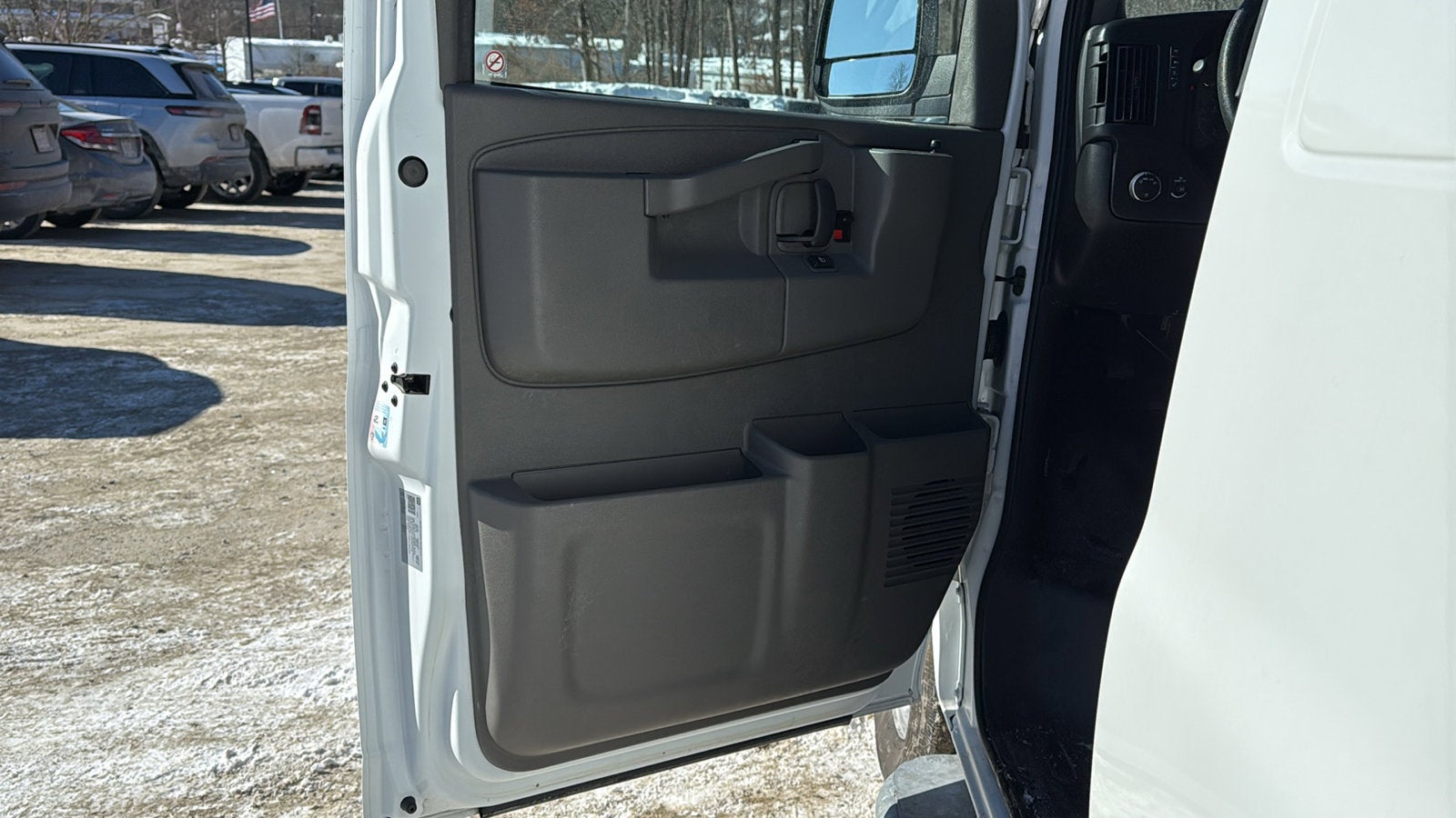 2024 Chevrolet Express Cargo 2500 WT