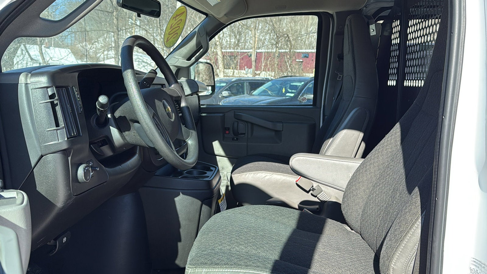 2024 Chevrolet Express Cargo 2500 WT