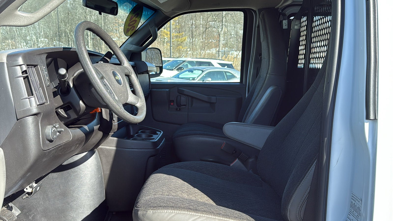 2024 Chevrolet Express Cargo 2500 WT