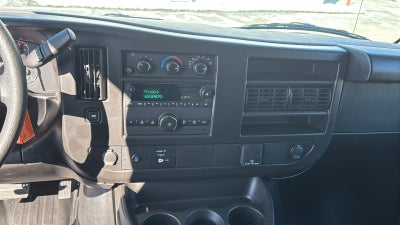 2024 Chevrolet Express Cargo 2500 WT