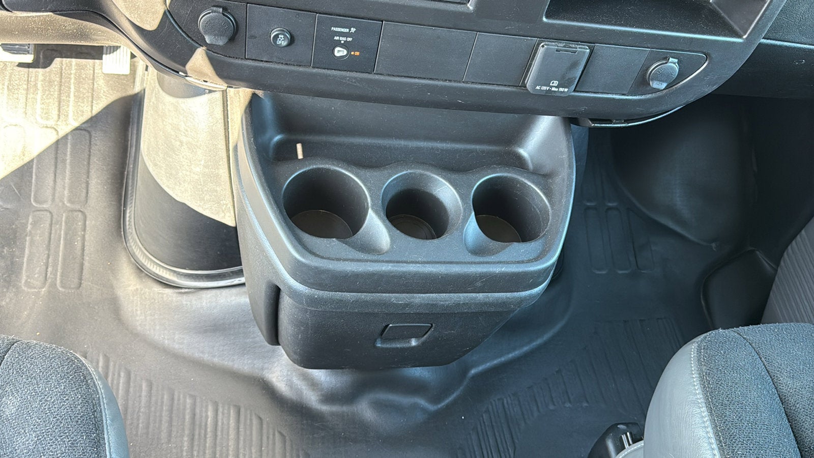 2024 Chevrolet Express Cargo 2500 WT