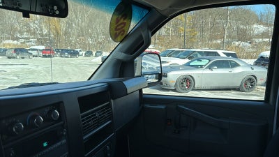 2024 Chevrolet Express Cargo 2500 WT