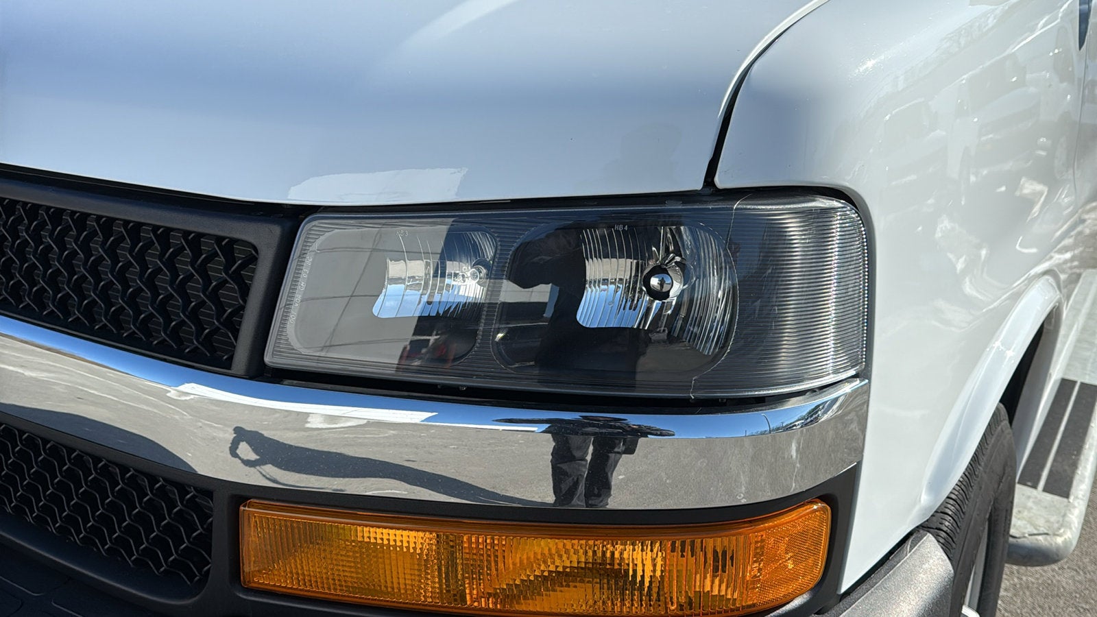 2024 Chevrolet Express Cargo 2500 WT