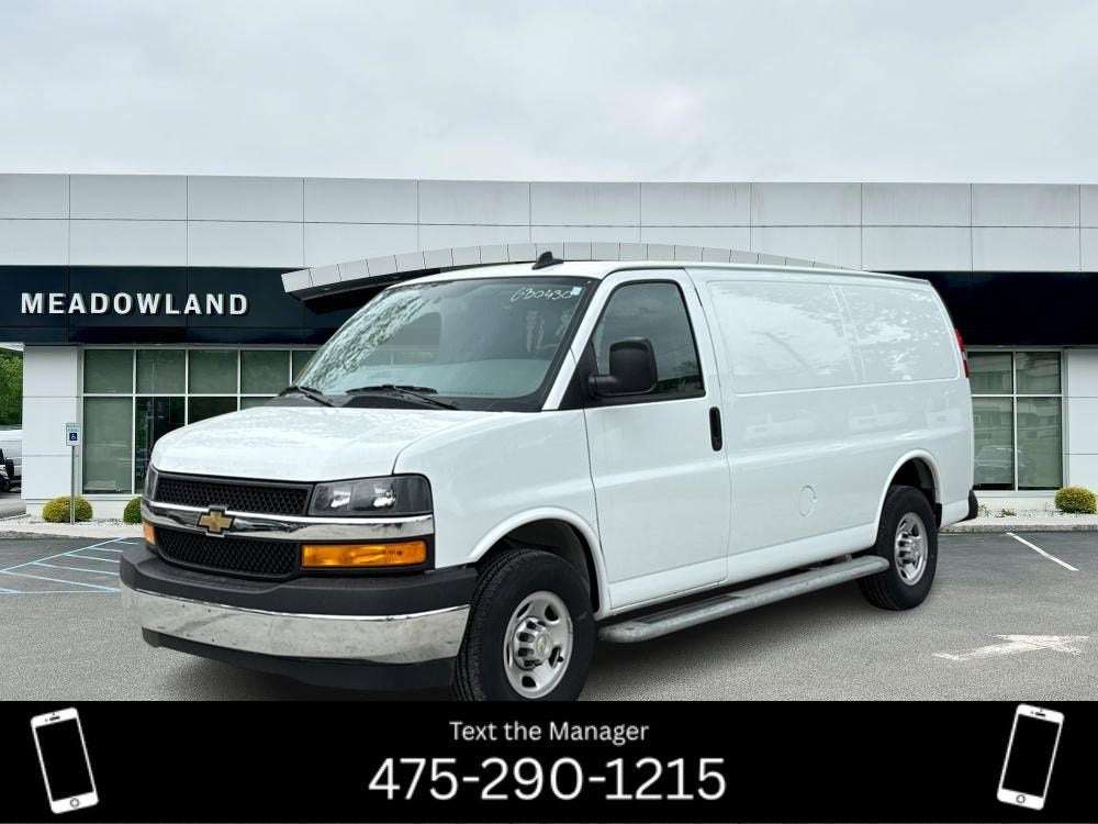 2024 Chevrolet Express 2500 Work Van HD's photo