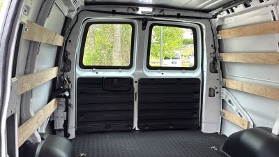 2024 Chevrolet Express Cargo 2500 WT