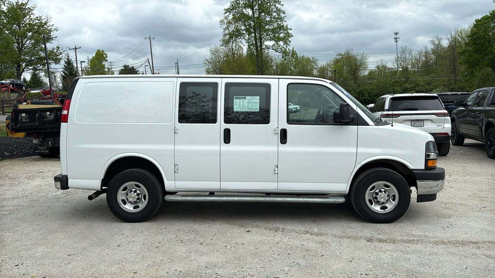 2024 Chevrolet Express Cargo 2500 WT