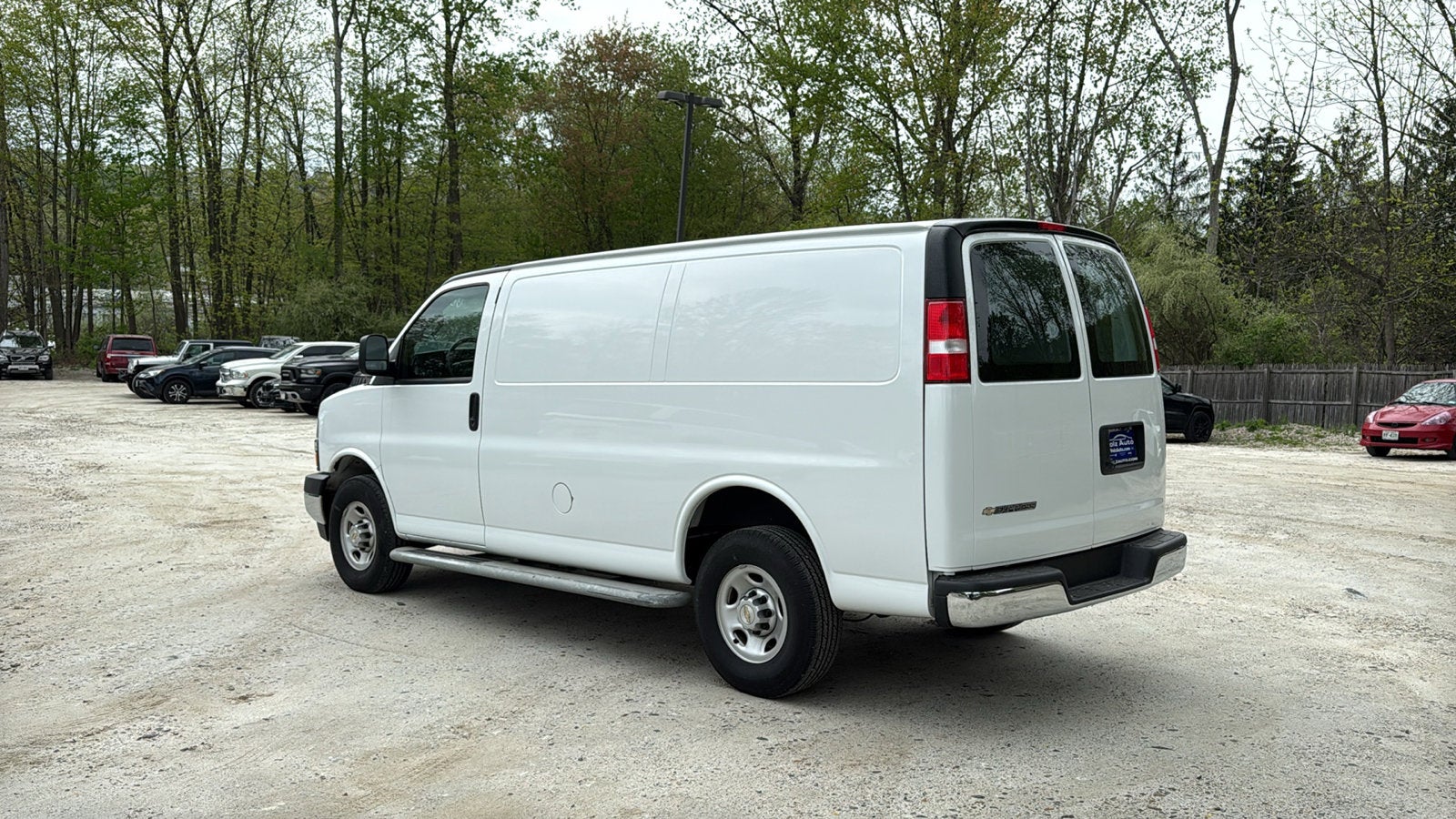 2024 Chevrolet Express Cargo 2500 WT