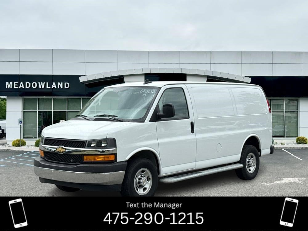 2024 Chevrolet Express 2500 Work Van HD's photo