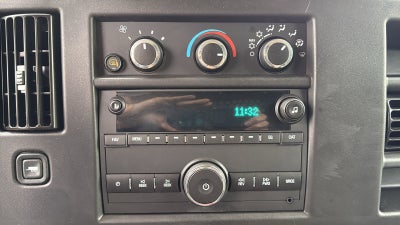 2024 Chevrolet Express Cargo 2500 WT