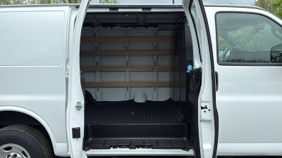 2024 Chevrolet Express Cargo 2500 WT