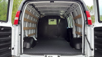 2024 Chevrolet Express Cargo 2500 WT