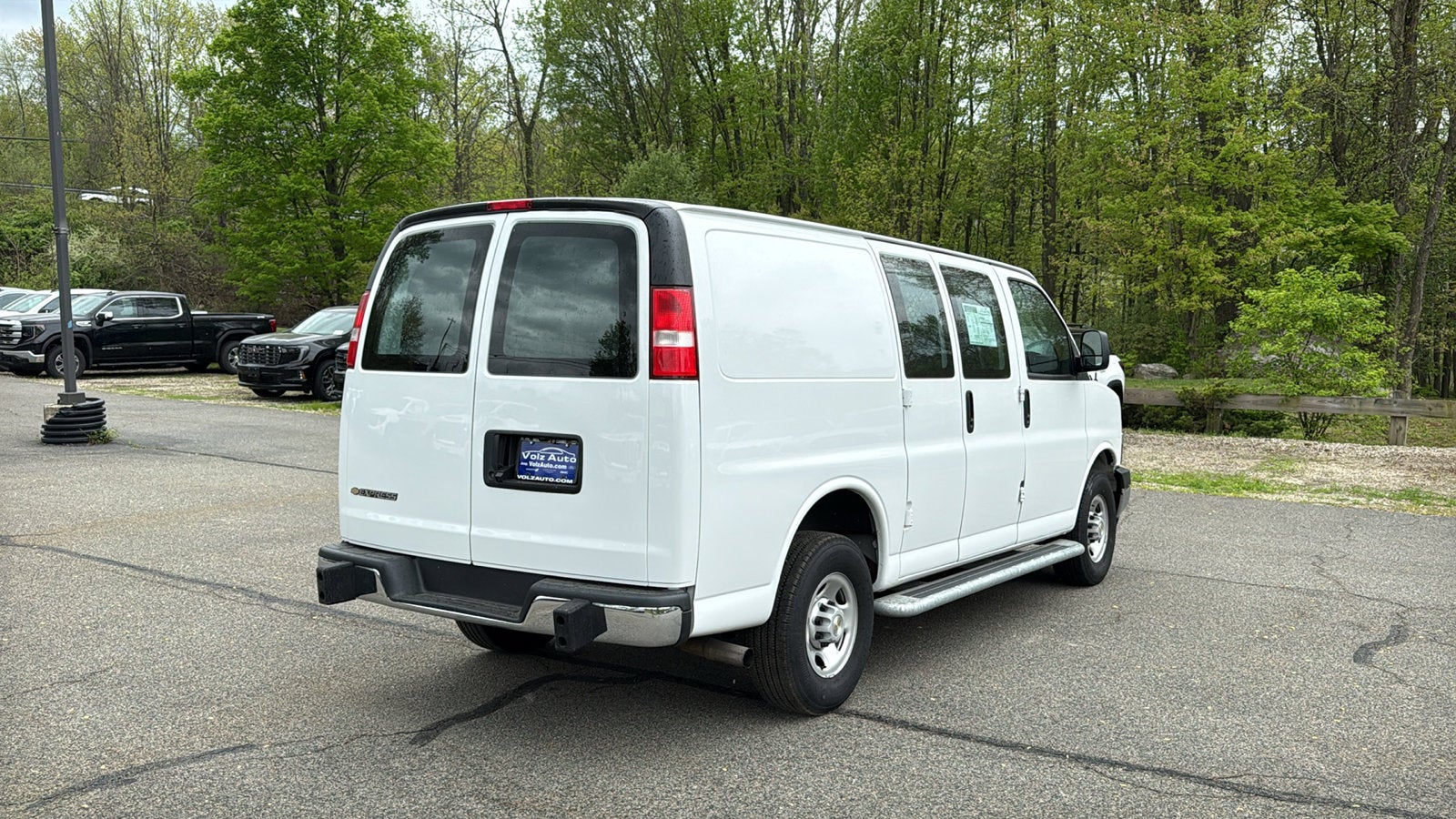 2024 Chevrolet Express Cargo 2500 WT