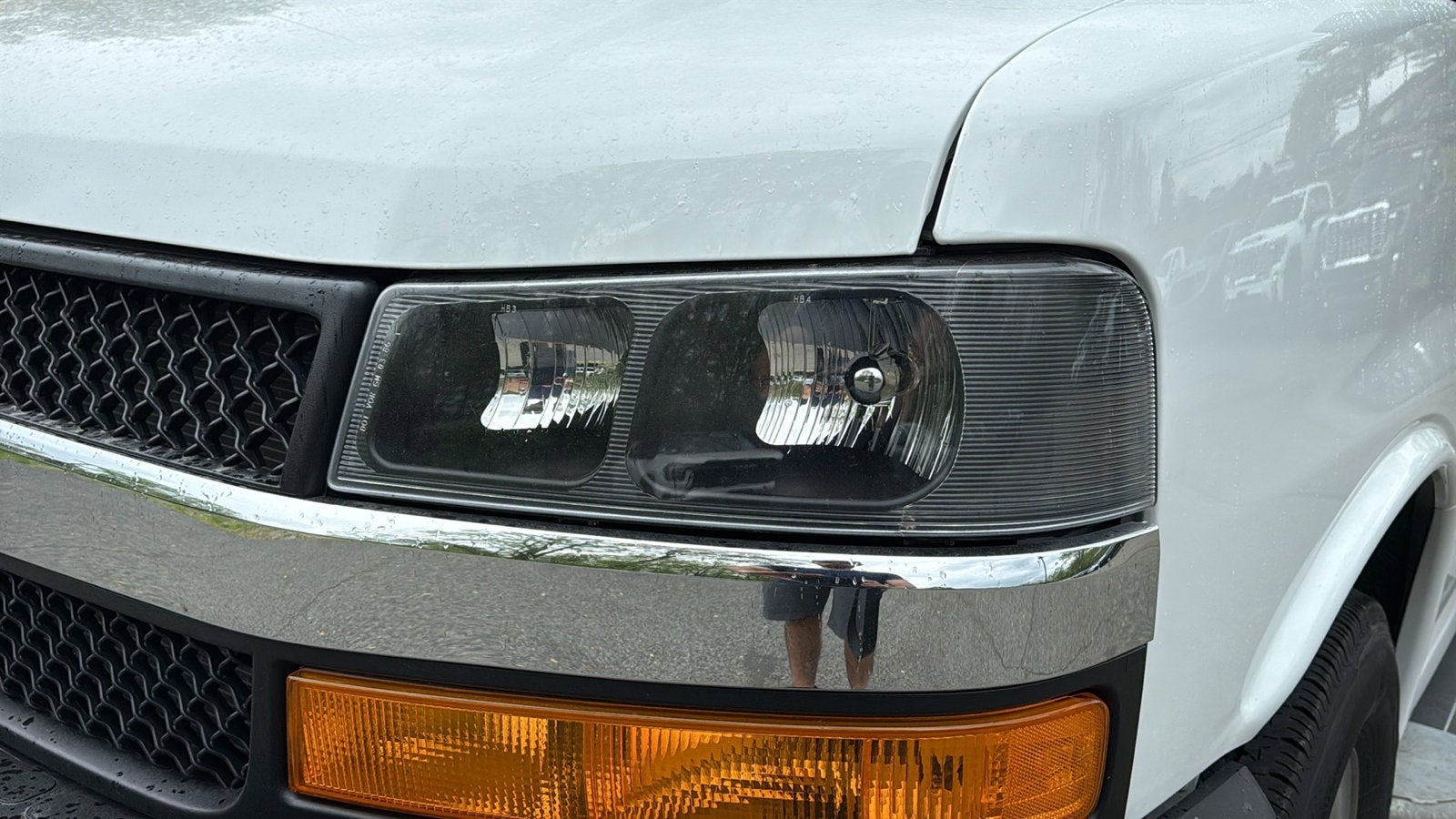 2024 Chevrolet Express Cargo 2500 WT