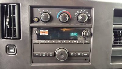 2025 Chevrolet Express Cargo 2500 WT