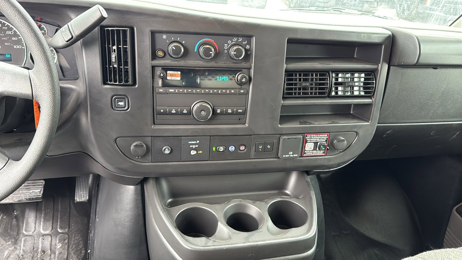 2025 Chevrolet Express Cargo 2500 WT