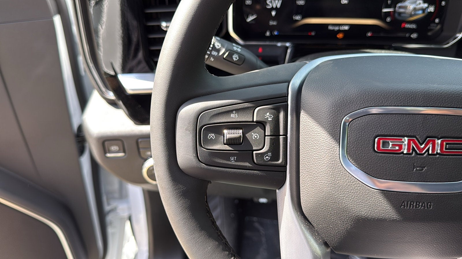 2026 GMC Sierra 3500 HD Chassis Cab SLE