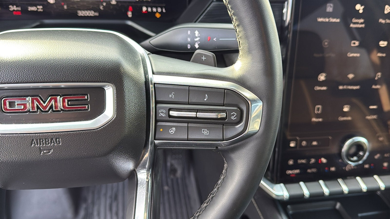 2024 GMC Acadia Elevation