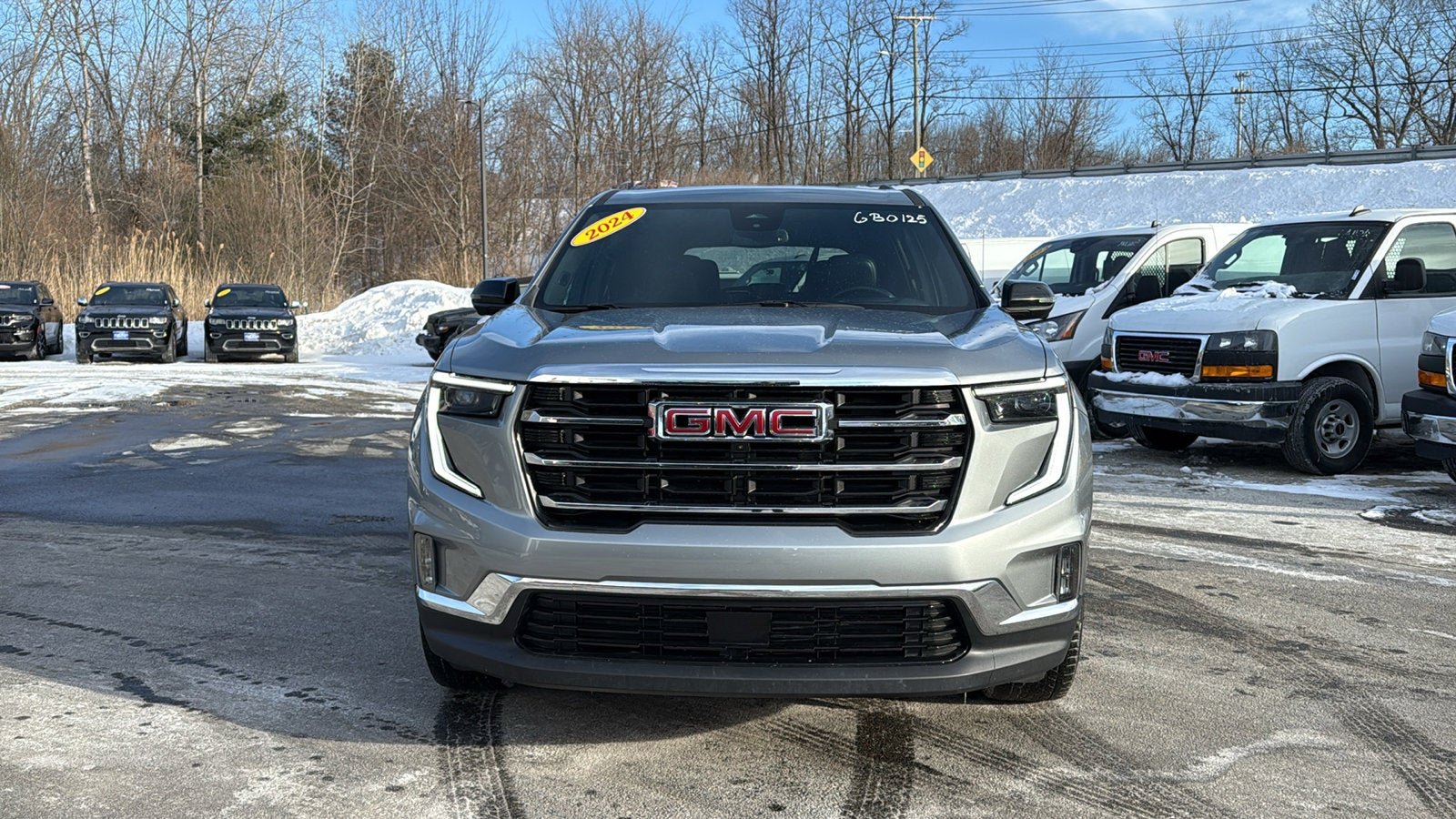 2024 GMC Acadia Elevation