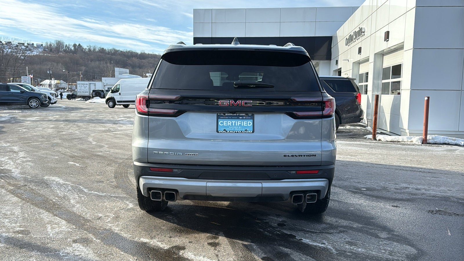 2024 GMC Acadia Elevation