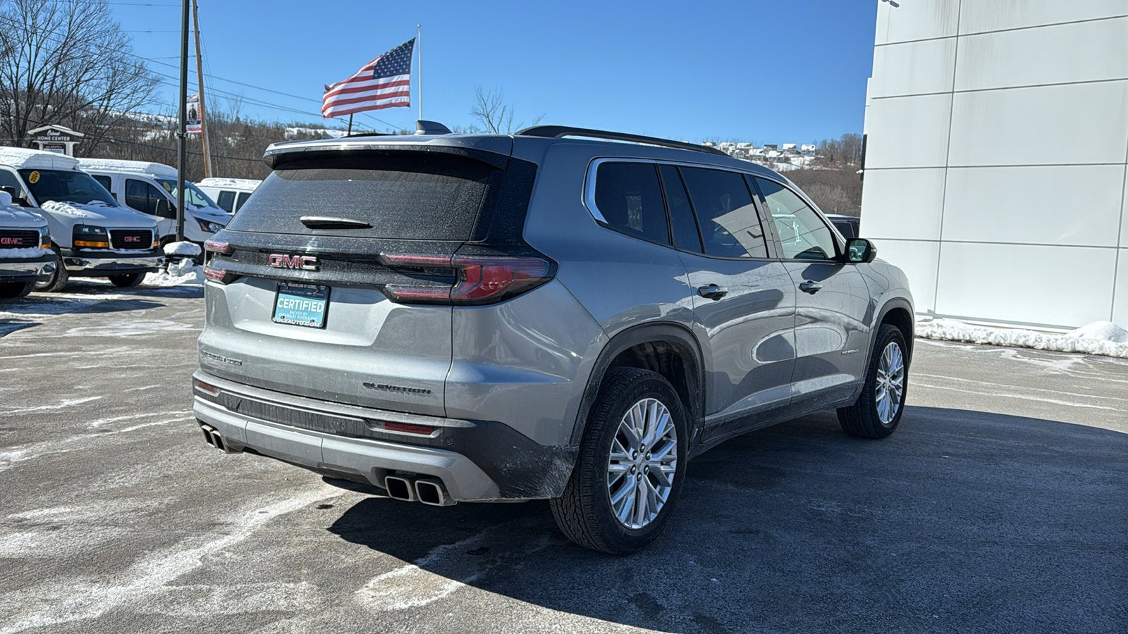 2025 GMC Acadia Elevation