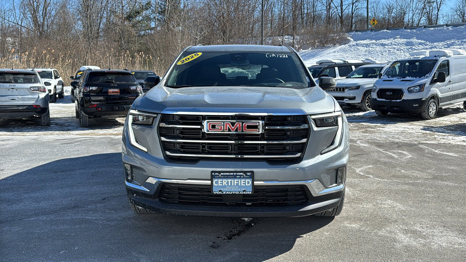 2025 GMC Acadia Elevation