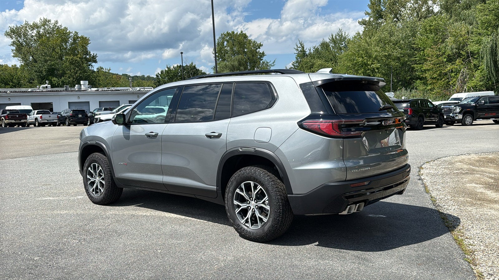 2026 GMC Acadia AT4
