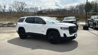 2023 GMC Acadia SLT