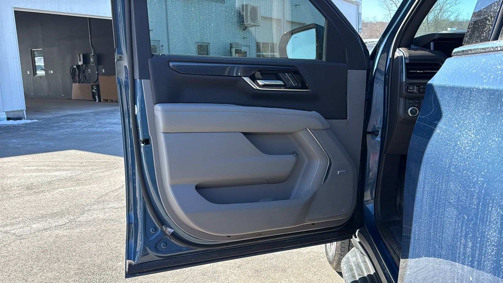 2025 GMC Yukon Elevation