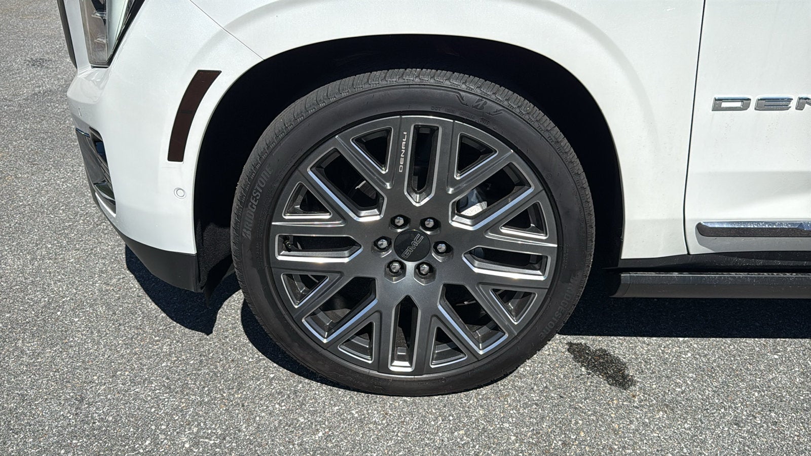2025 GMC Yukon XL Denali Ultimate