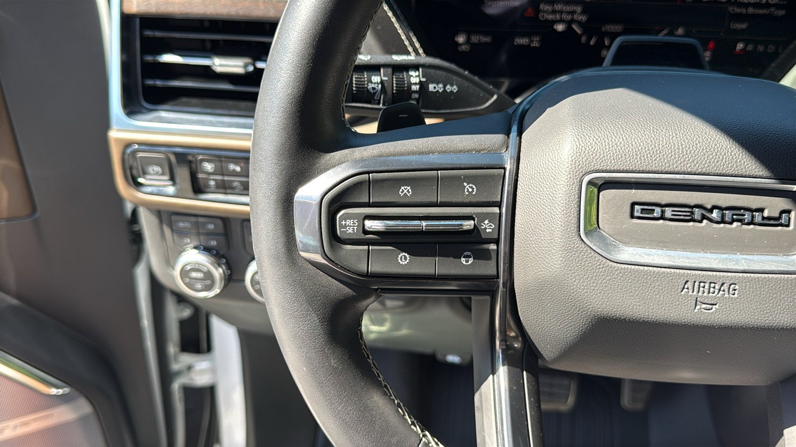 2025 GMC Yukon XL Denali Ultimate