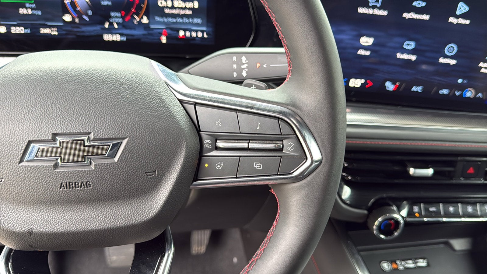 2025 Chevrolet Tahoe RST