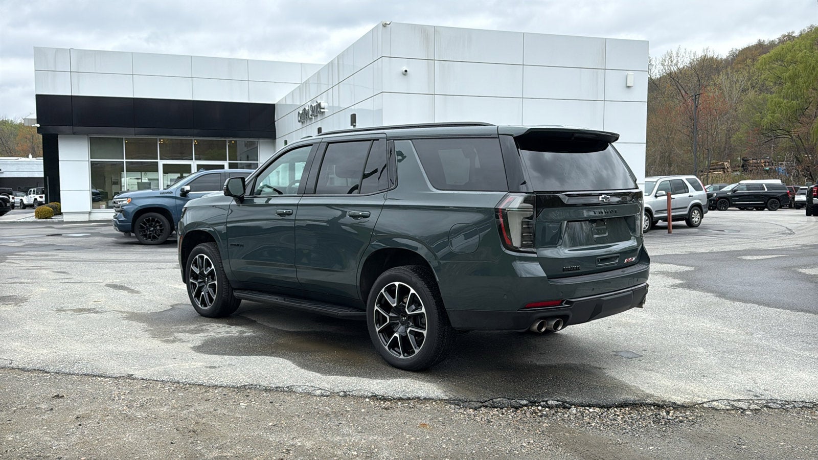 2025 Chevrolet Tahoe RST