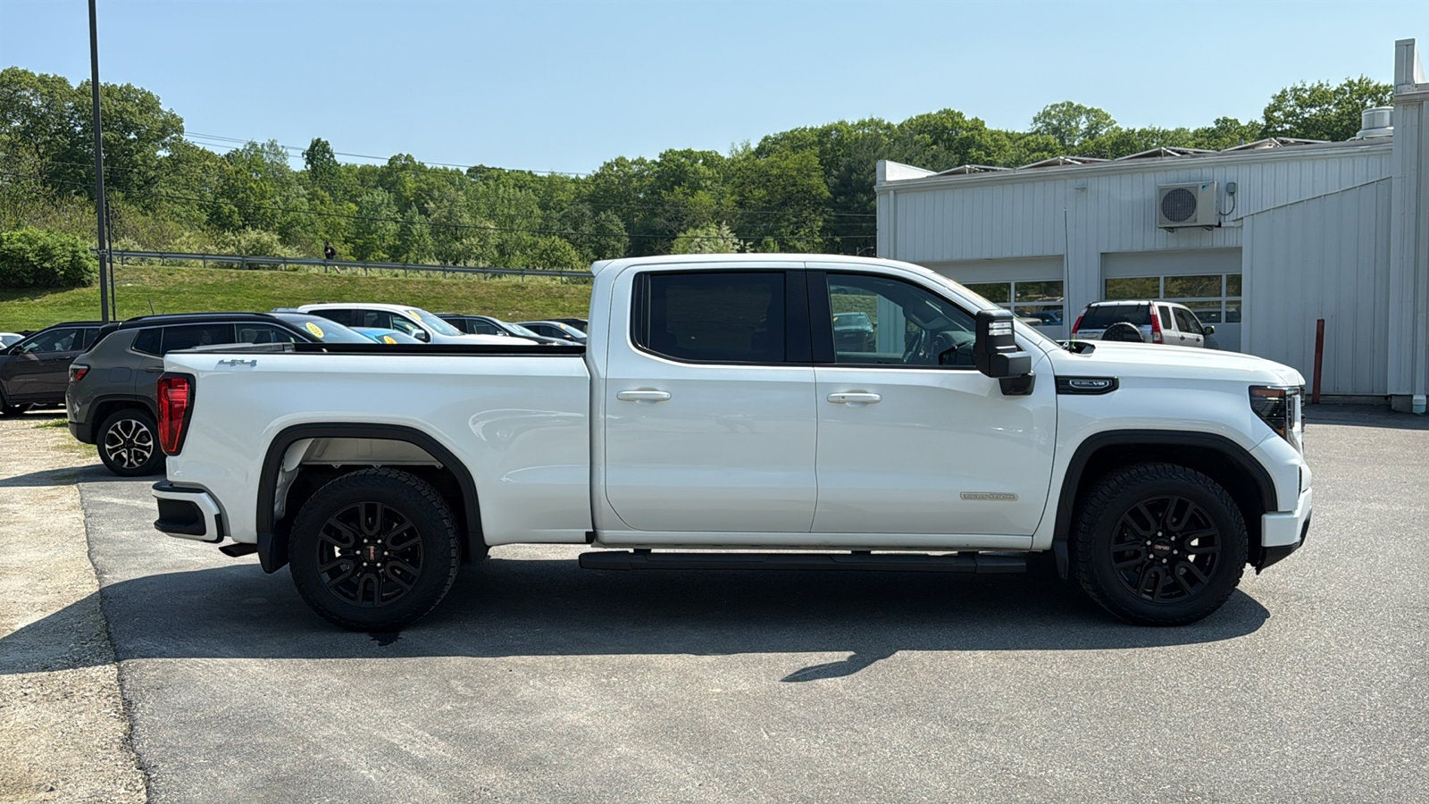 2022 GMC Sierra 1500 Elevation