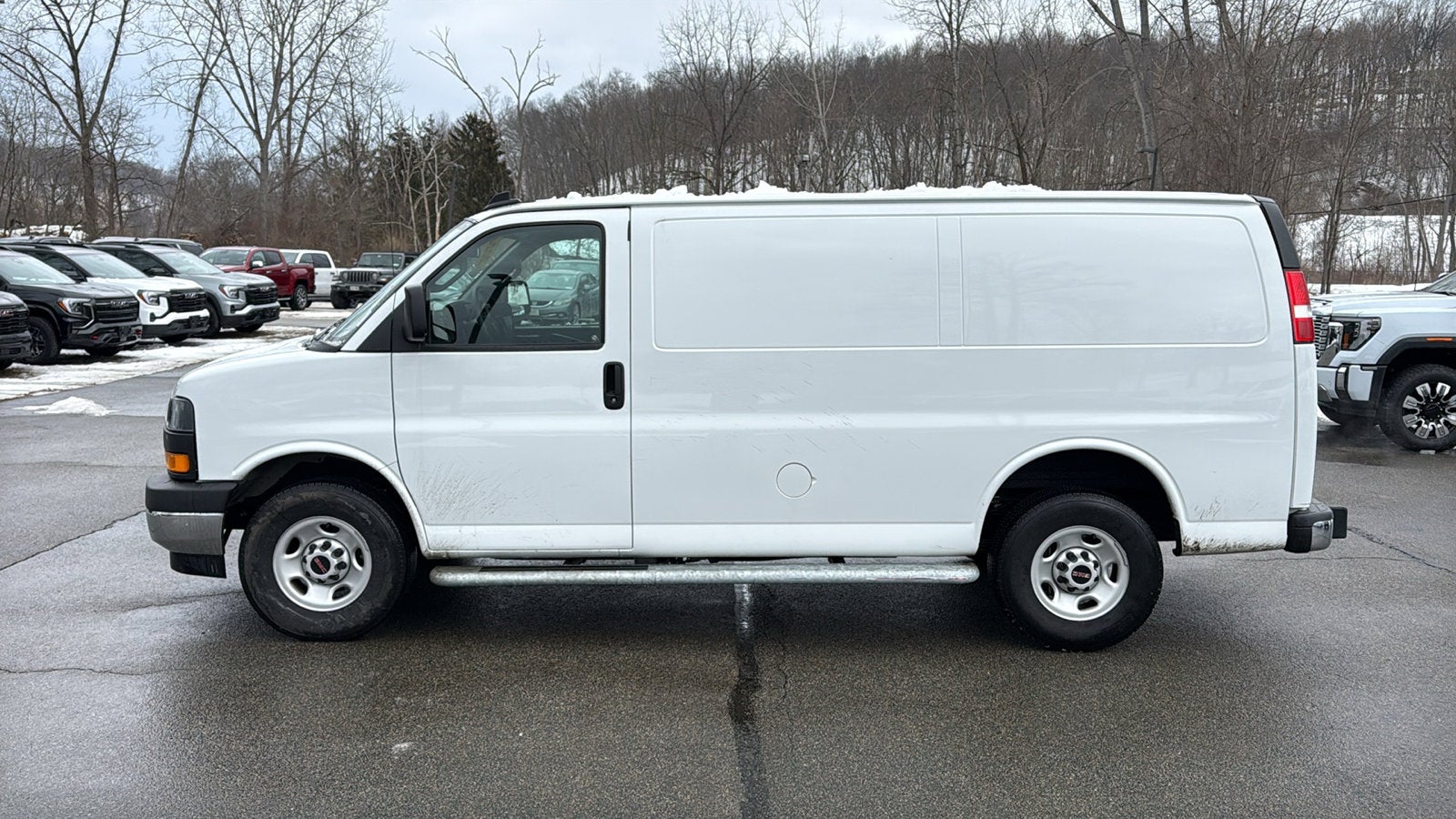 2024 GMC Savana Cargo 2500 Work Van