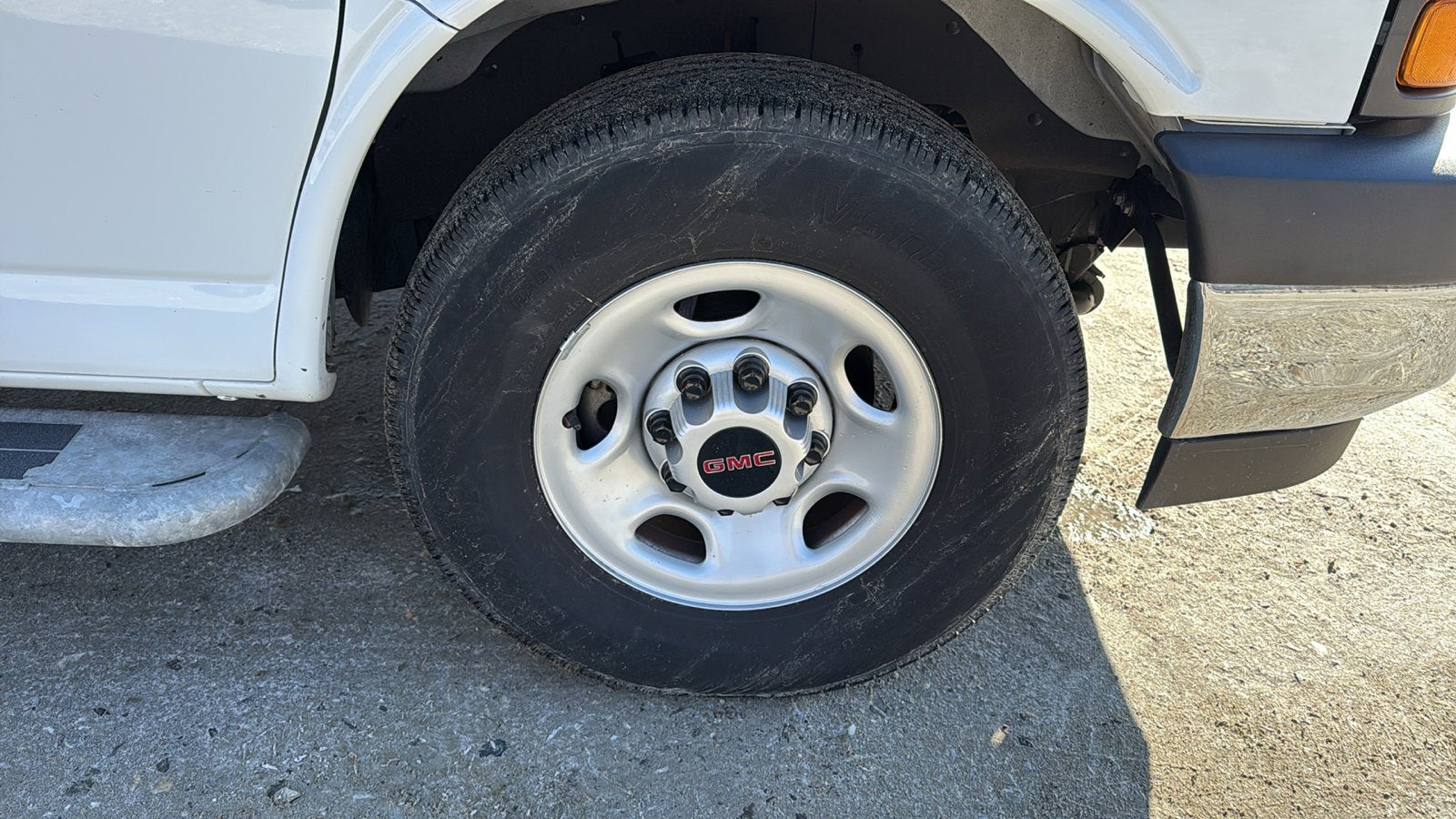 2024 GMC Savana Cargo 2500 Work Van