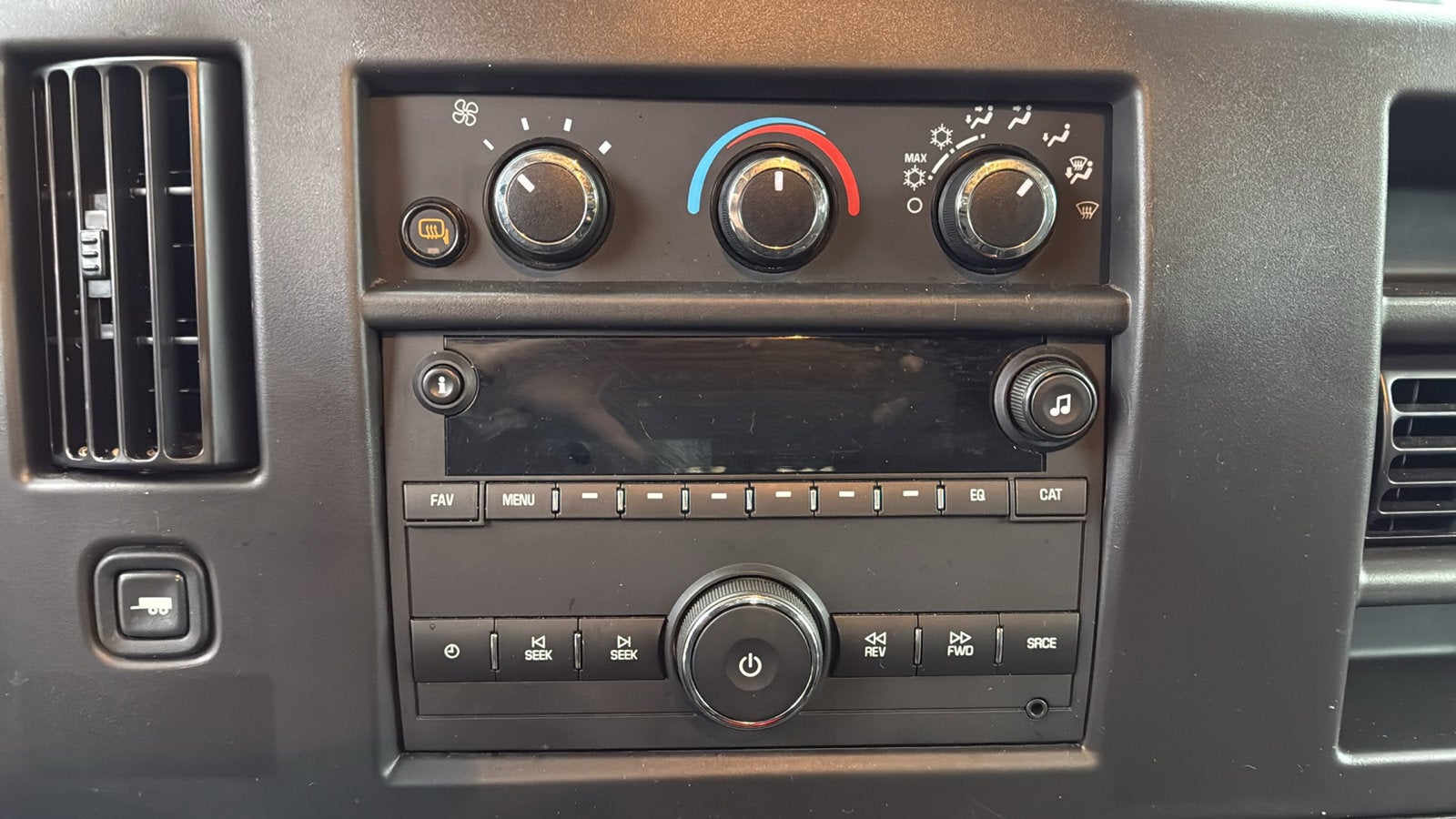 2024 GMC Savana Cargo 2500 Work Van