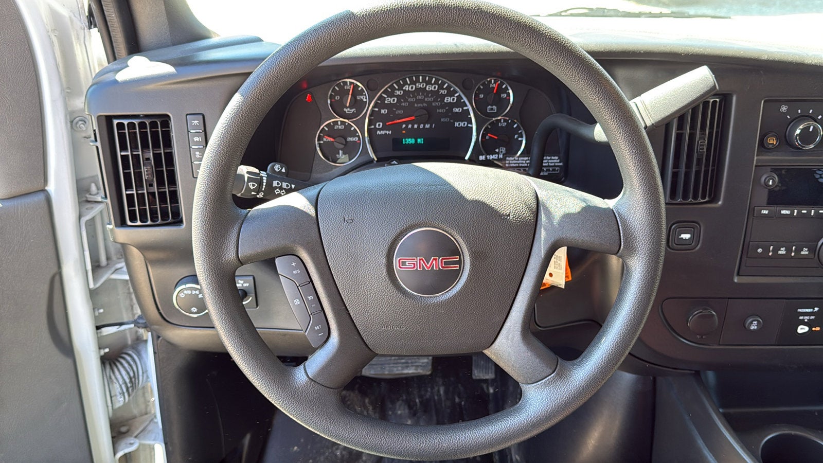 2025 GMC Savana Cargo Work Van