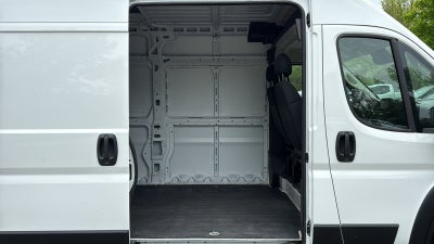 2025 RAM ProMaster 2500 Cargo Van Tradesman High Roof 159" WB w/Pass Seat