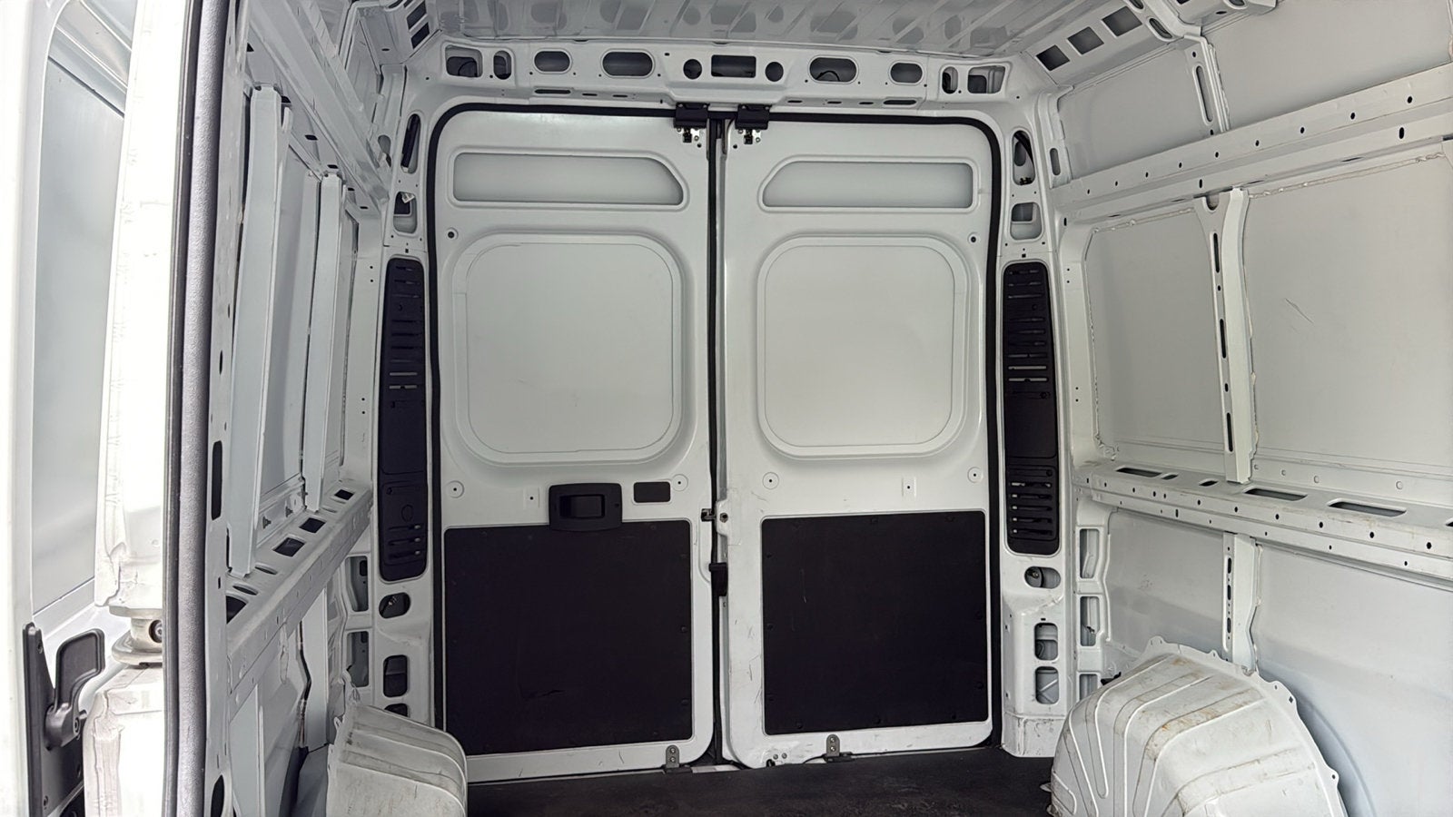 2025 RAM ProMaster 2500 Cargo Van Tradesman High Roof 159" WB w/Pass Seat