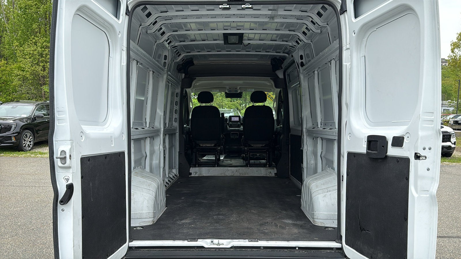 2025 RAM ProMaster 2500 Cargo Van Tradesman High Roof 159" WB w/Pass Seat