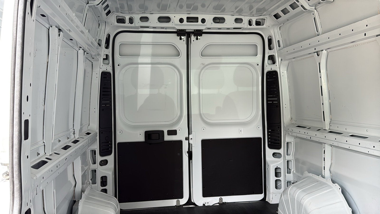 2025 RAM ProMaster 2500 Cargo Van Tradesman High Roof 159" WB w/Pass Seat