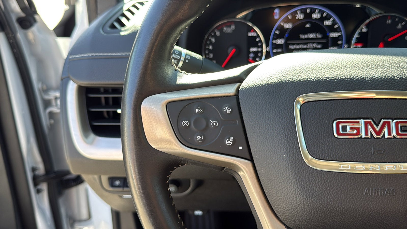 2022 GMC Terrain Denali - Photo 16