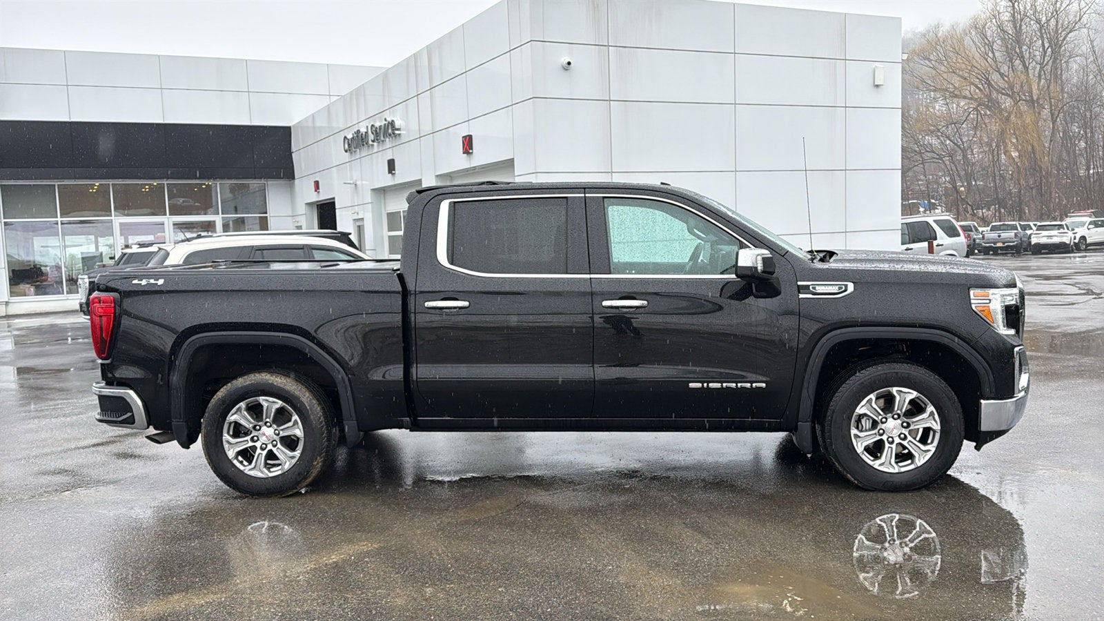 2021 GMC Sierra 1500 SLT